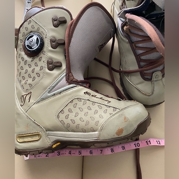 🎉HP🎉K2 women’s snowboarding boots- 2018 - Picture 8 of 10